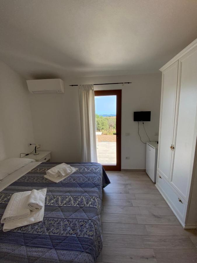 Molti Mari B&B Resort Olbia Bagian luar foto