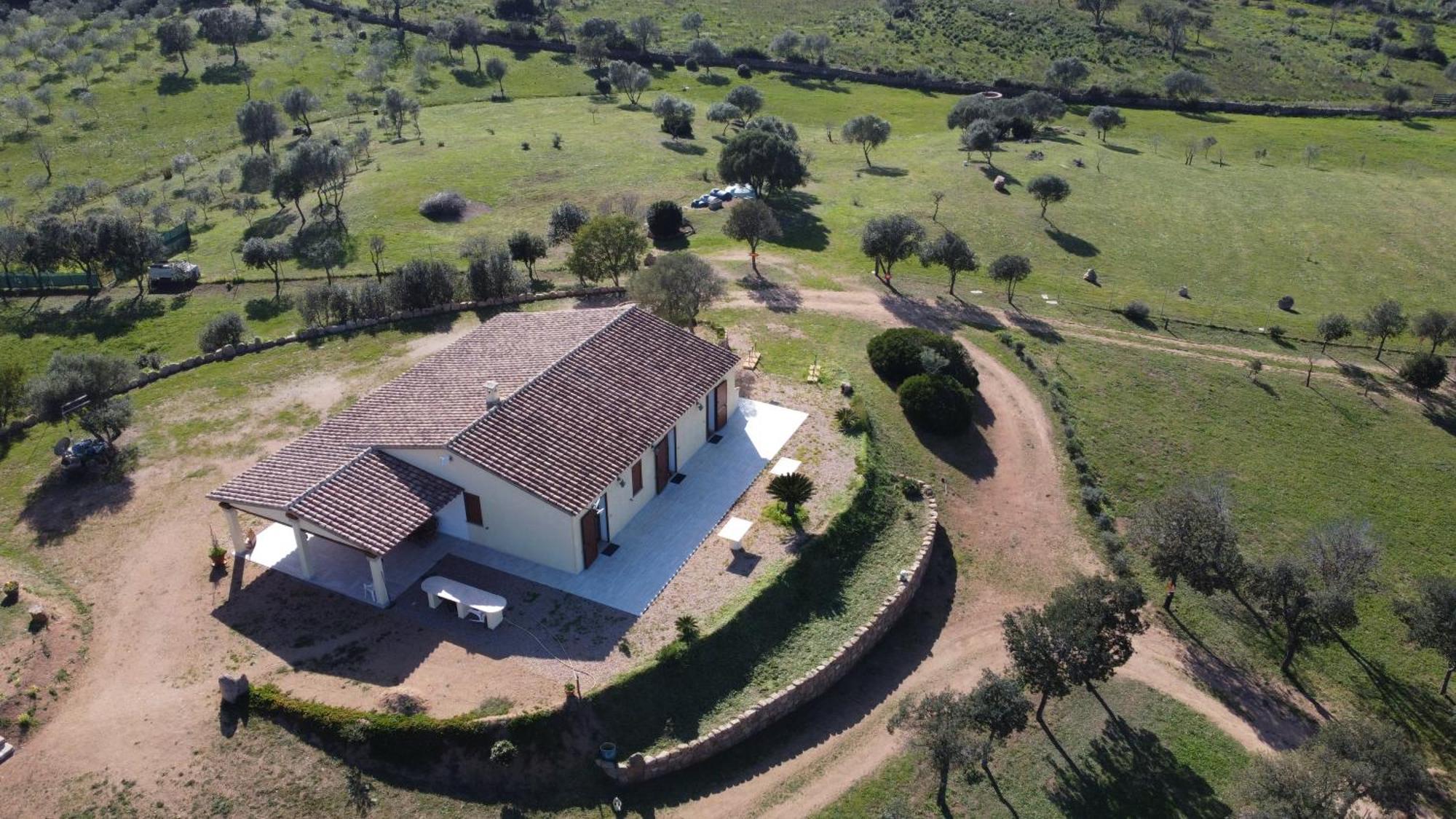 Molti Mari B&B Resort Olbia Bagian luar foto