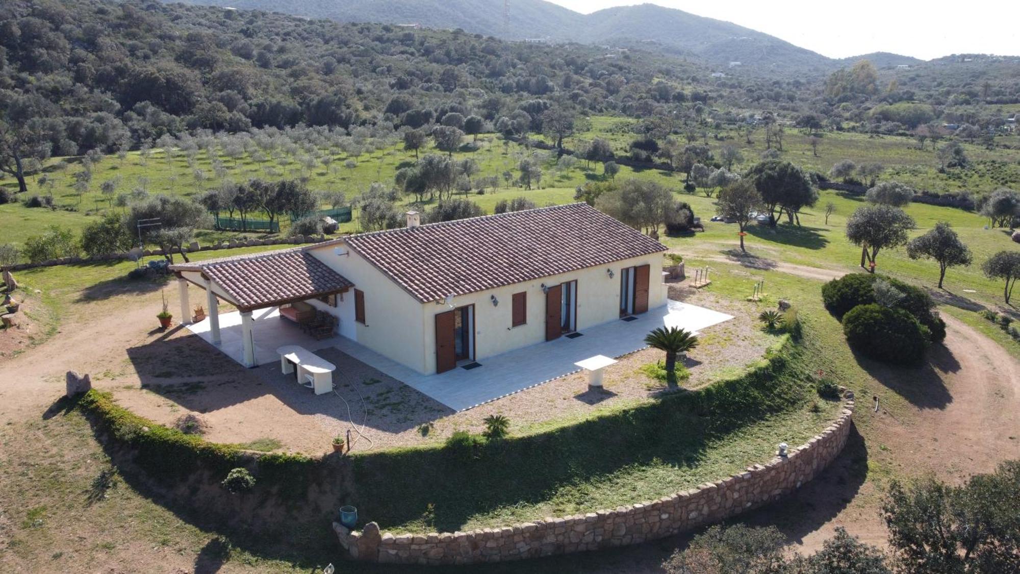 Molti Mari B&B Resort Olbia Bagian luar foto