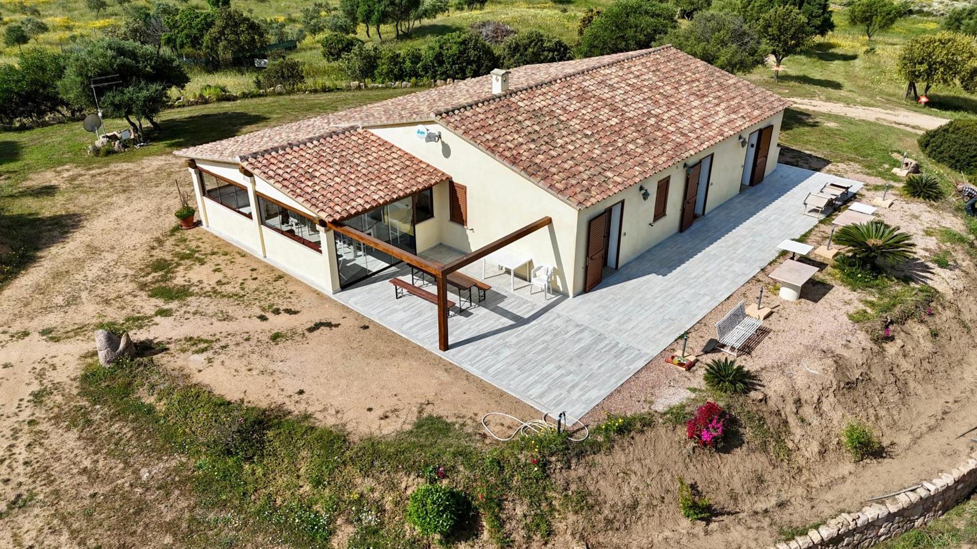 Molti Mari B&B Resort Olbia Bagian luar foto