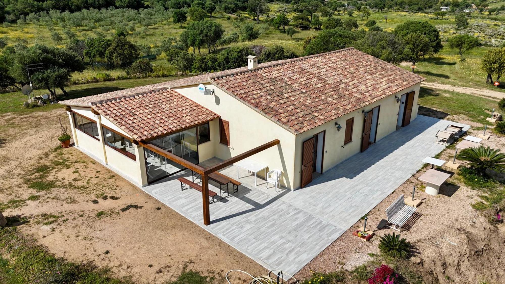 Molti Mari B&B Resort Olbia Bagian luar foto