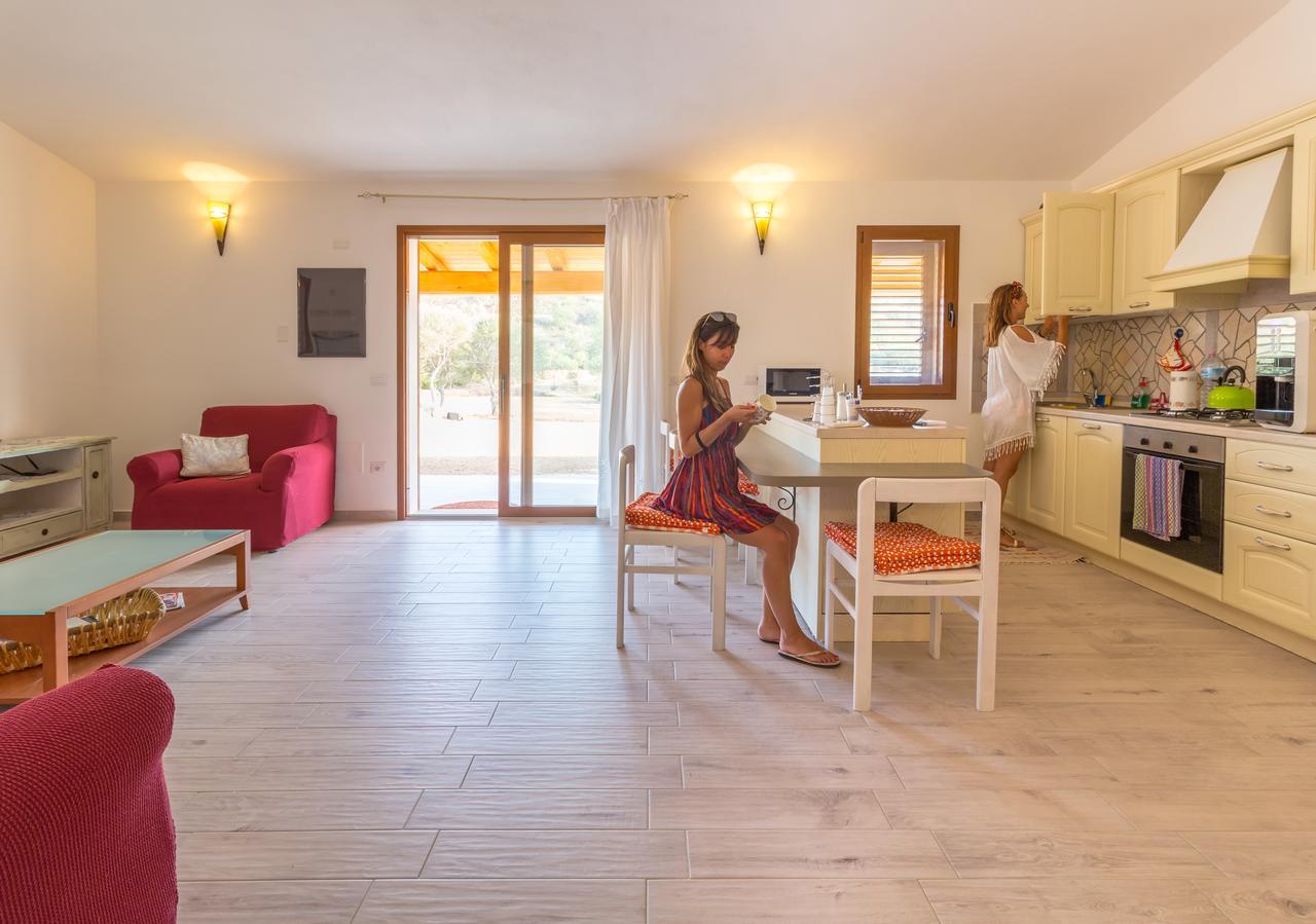 Molti Mari B&B Resort Olbia Bagian luar foto